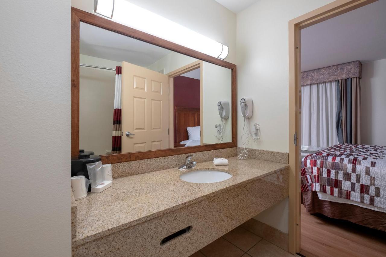 Red Roof Inn Хоума Екстериор снимка